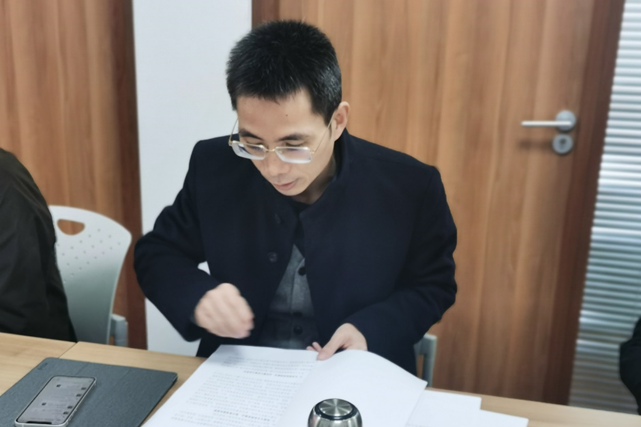 文科建设处（智库中心）党支部召开2021年度组织生活会