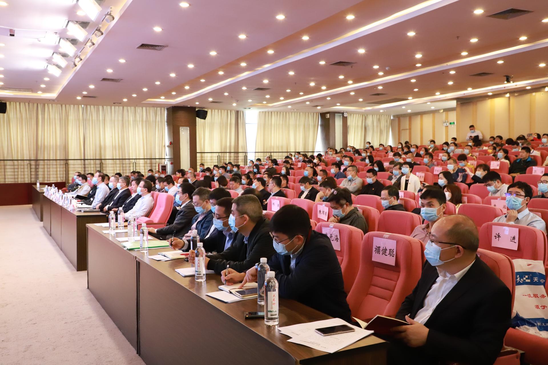 我校召开“2+5”学科与科研创新平台建设工作推进会