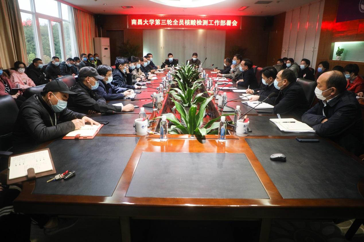 【防疫进行时】以人为本用心服务——学校安全有序开展第三轮全