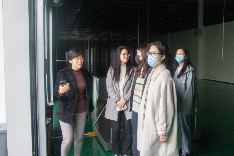 青苗二期学员赴上海各地深入开展基层调研