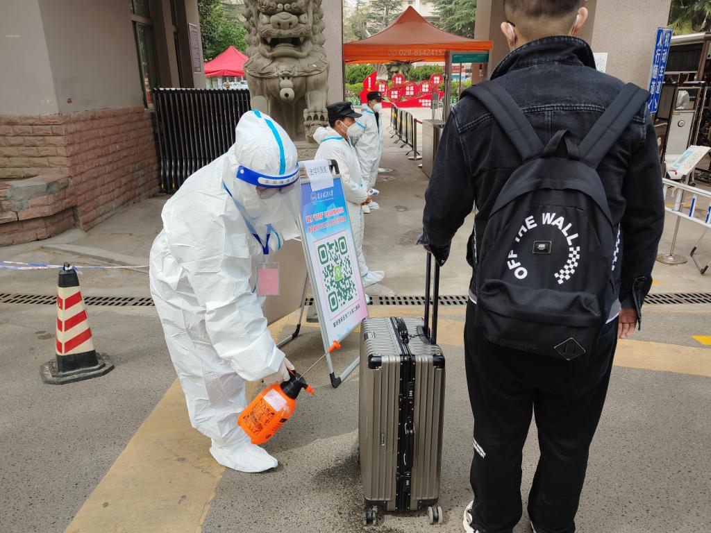 春风如期学子归来——我校2022年春季学期学生平安返校