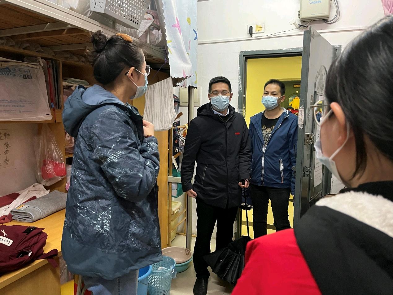 【防疫进行时】数学与计算机学院党员在疫情防控中诠释责任与担当