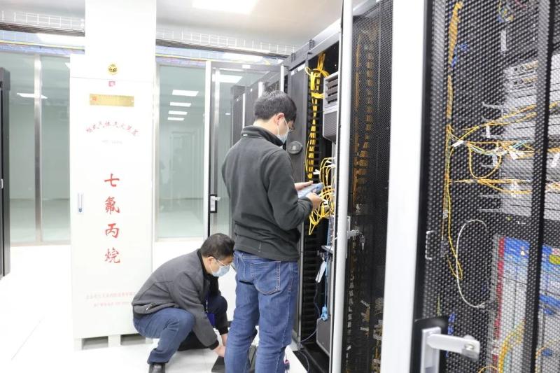 [我的战疫观察]守护“平行世界”的那些交大人