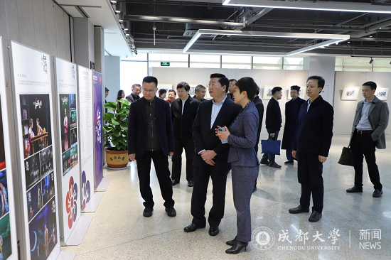 成都市委常委、统战部部长吴凯到成都大学中国-东盟艺术学院调研