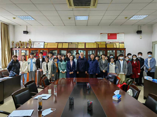 外国语学院举办赴日交换生行前交流会