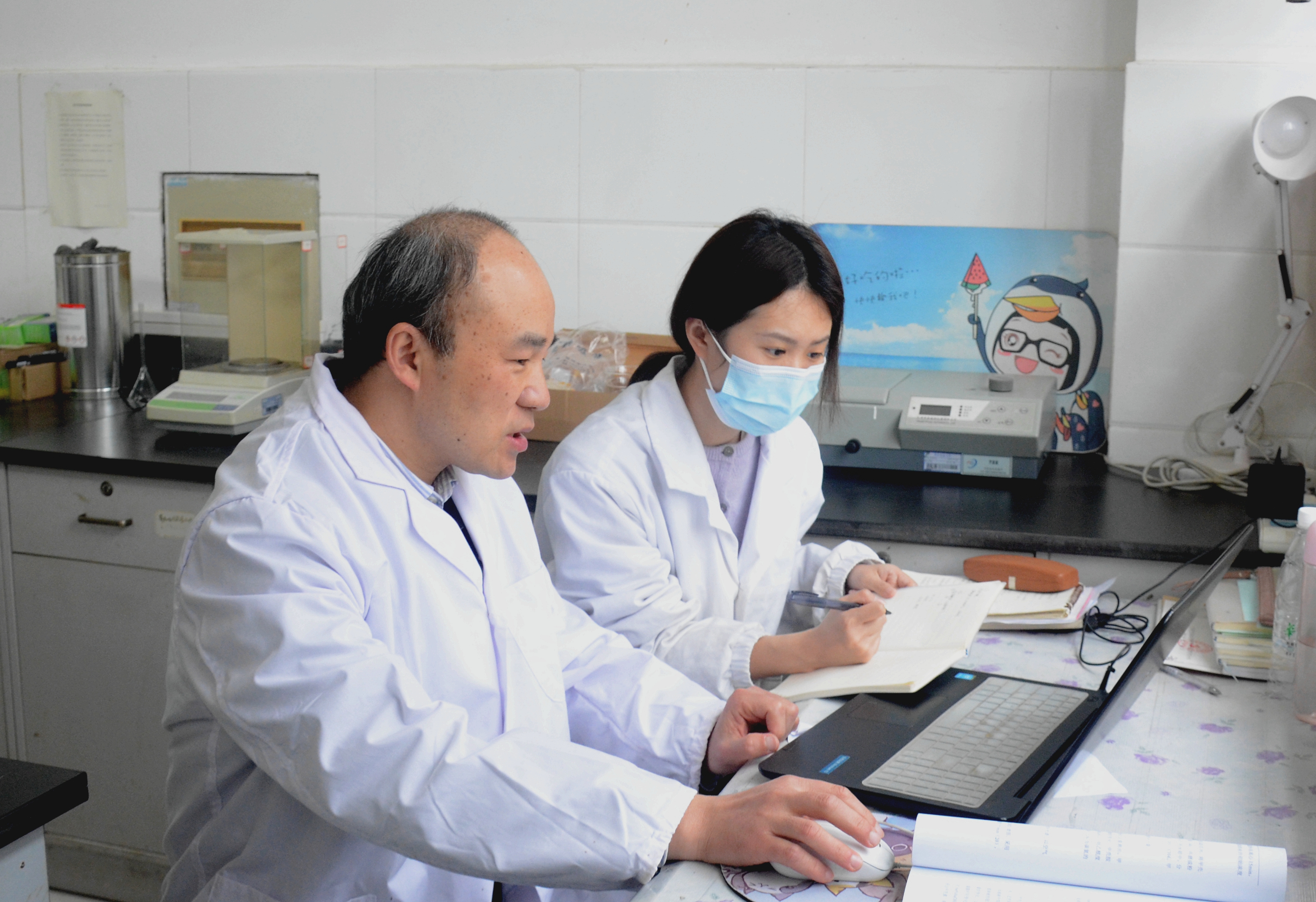 【师者】胡先文：用真情托举学子青春梦