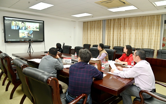 我校与埃及苏伊士运河大学举行视频会议洽谈合作