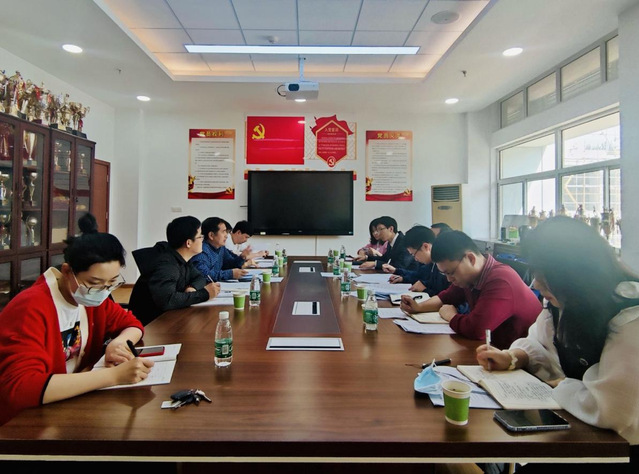 法律硕士教育中心与财政税务学院召开专业学位培养交流会：打造“经法管”融通办学“示范区”