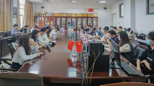 外语全体专业负责人与学生代表面对面交流