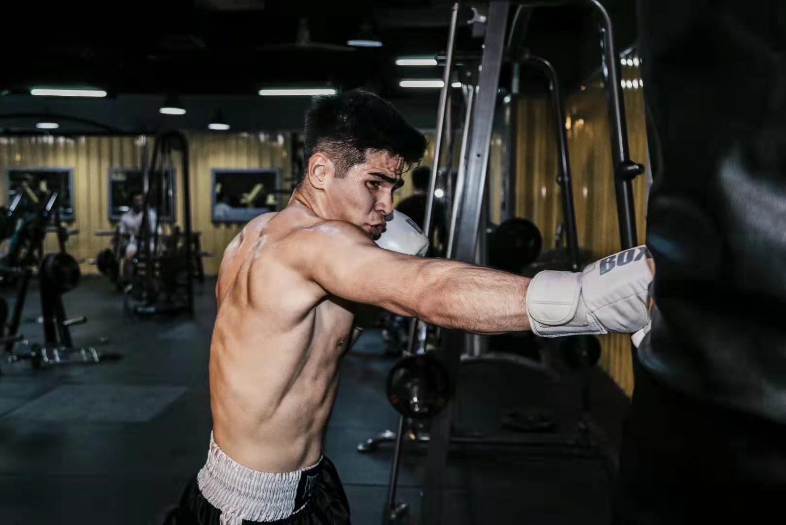 防疫又防“抑”，土库曼斯坦小哥在天津大学“以拳会友”