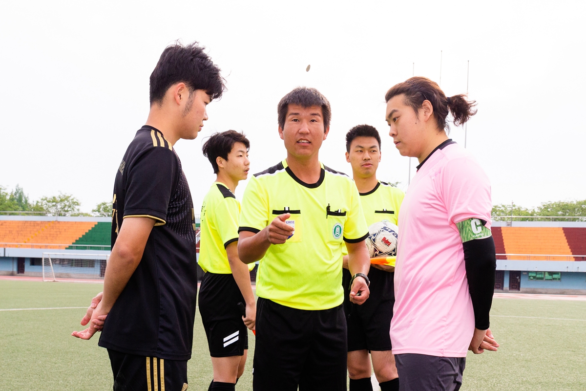 2022“狮子山杯”足球赛（本科生）男足比赛揭幕