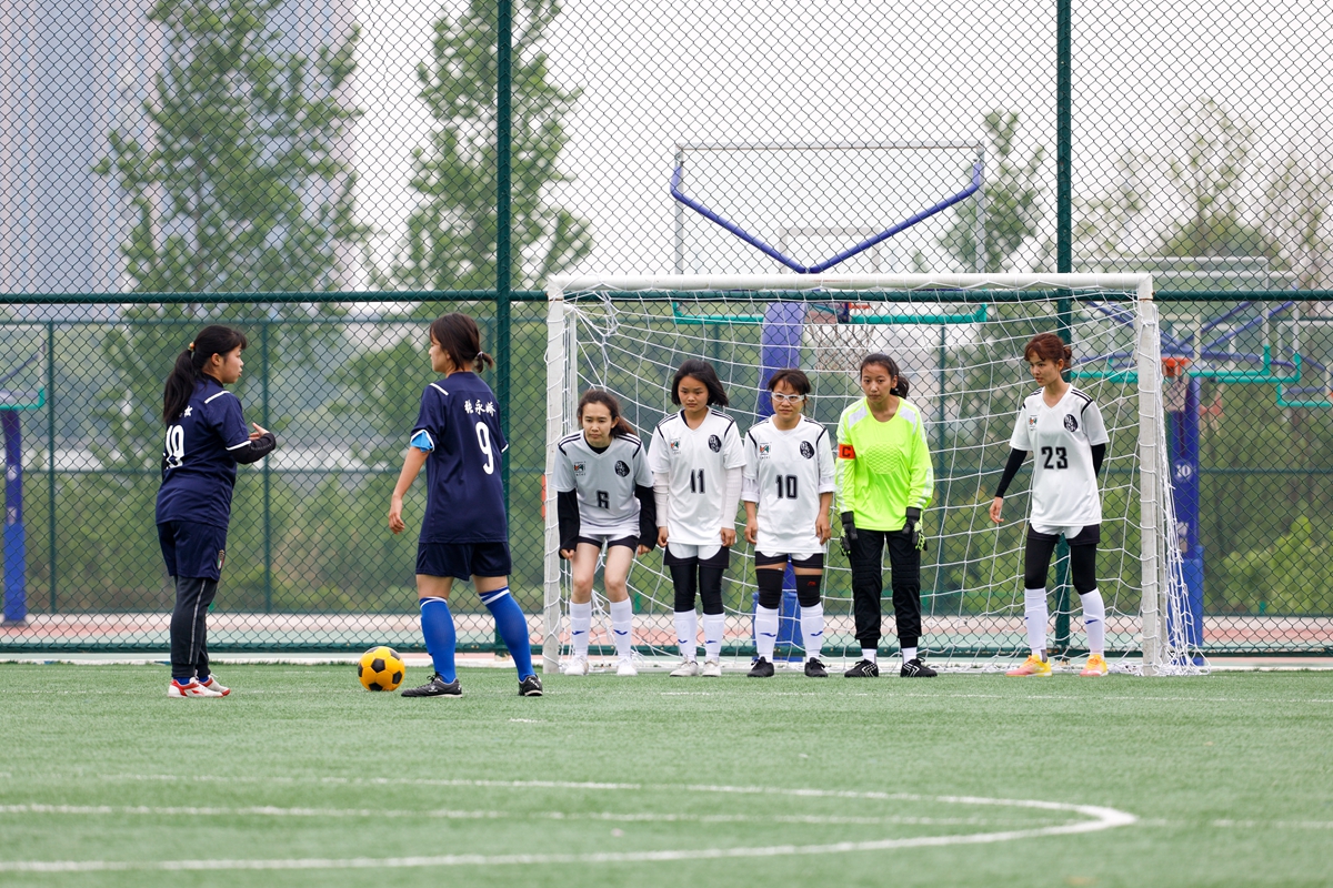 2022“狮子山杯”足球赛（本科生）女足比赛揭幕