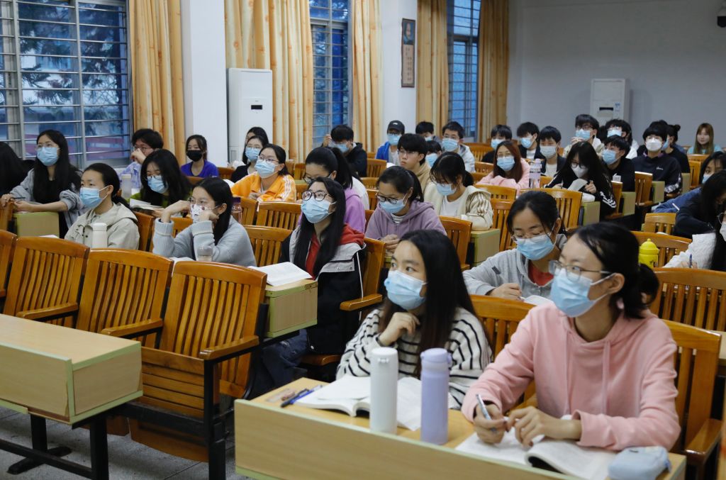 我校全面有序恢复线下教学