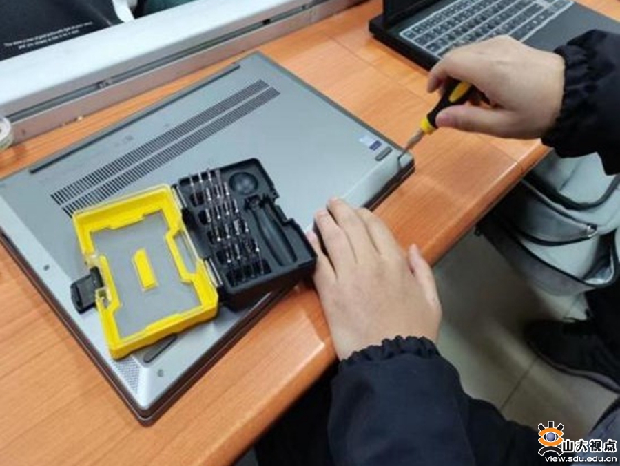 ​［信息］开展“信院通妙计，帮你修PC”志愿活动