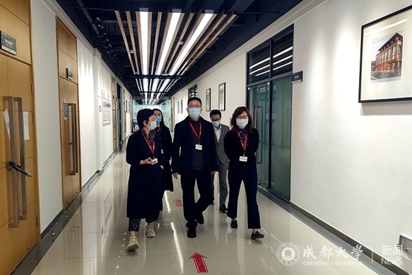 成都大学雅思机考中心正式开考51名考生参加首考