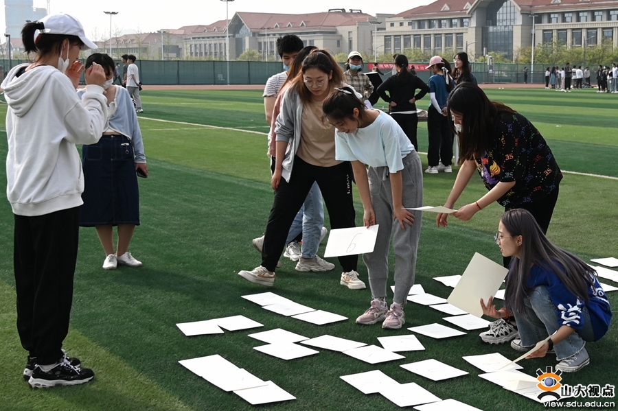 ​［生命］举办“生动一夏”趣味运动会
