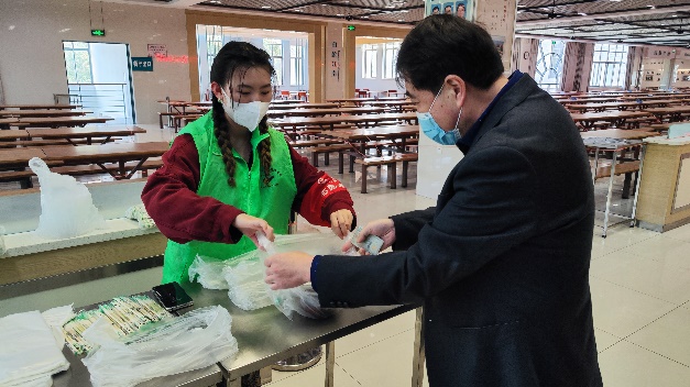 【抗疫，江南在行动】化工学院用“党建+劳育”筑牢疫情防线