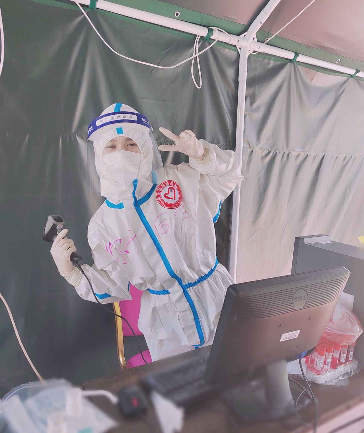 【抗疫日记】发挥党员先锋模范作用，践行管理服务育人职能