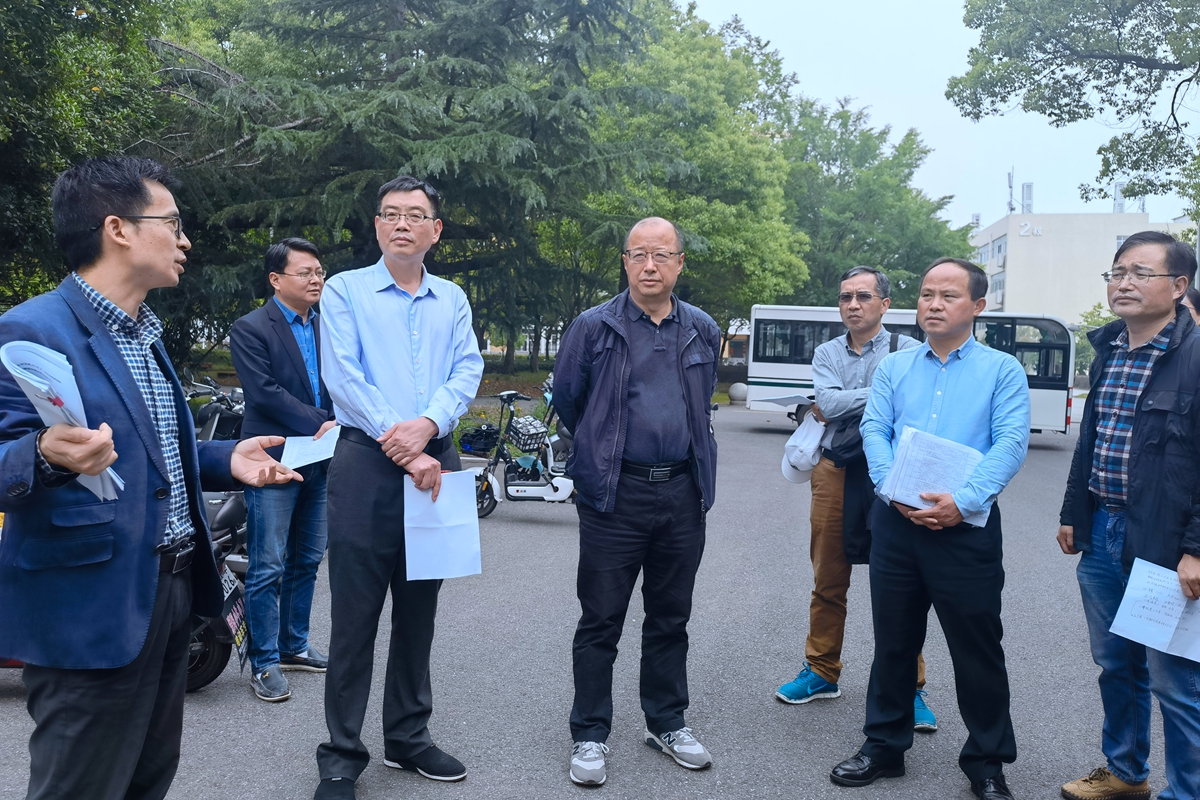 李召虎调研2023年改善基本办学条件专项论证工作