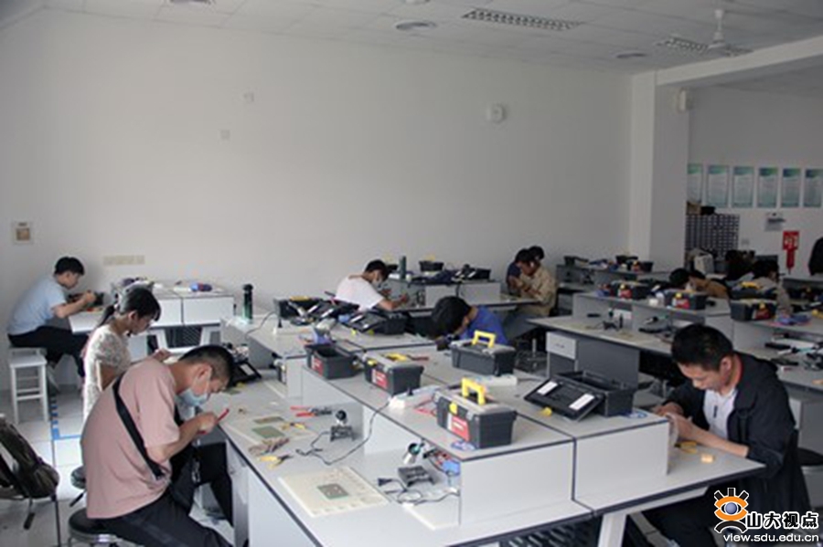 ​［信息］举办创意设计电焊大赛