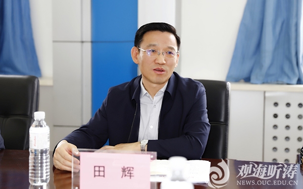 田辉到化学化工学院、文学与新闻传播学院调研