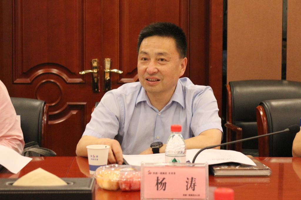 校党委书记杨涛赴陕西建工第一建设集团有限公司开展访企拓岗（联络校友）活动