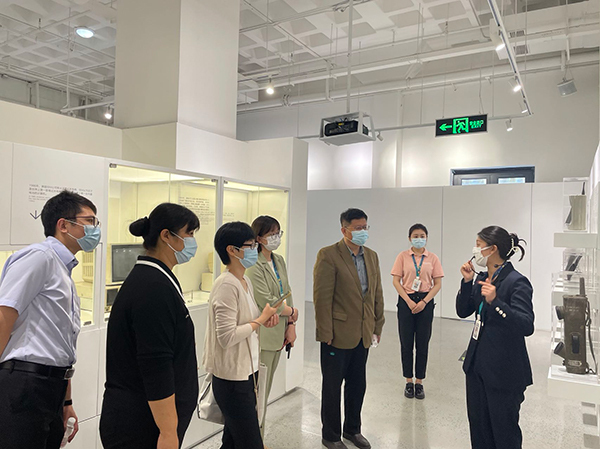 环境科学与工程学院与青岛海信公司举行大学生社会实