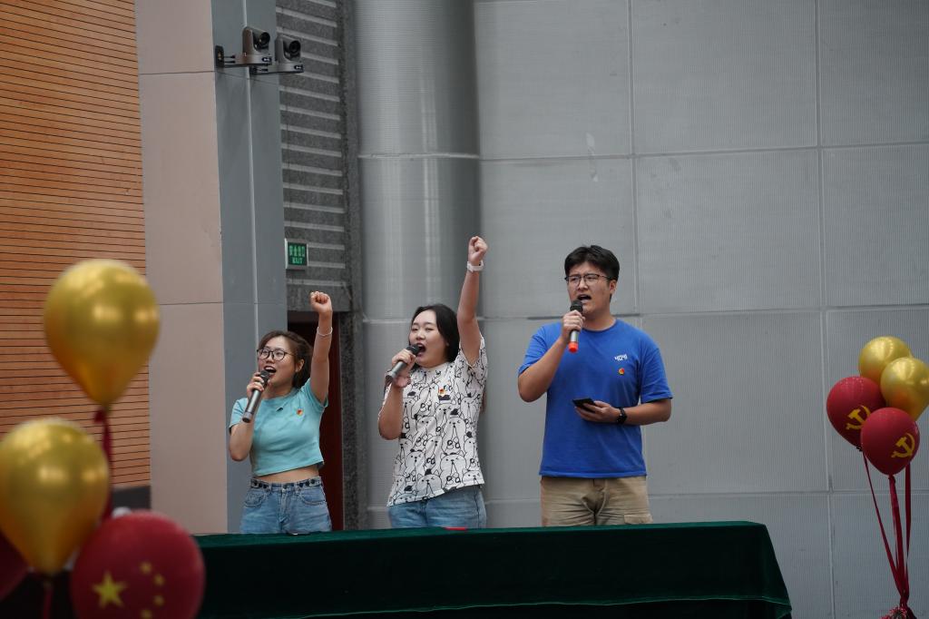 我校青年学子献“声”红色经典影视作品喜迎党的二十大