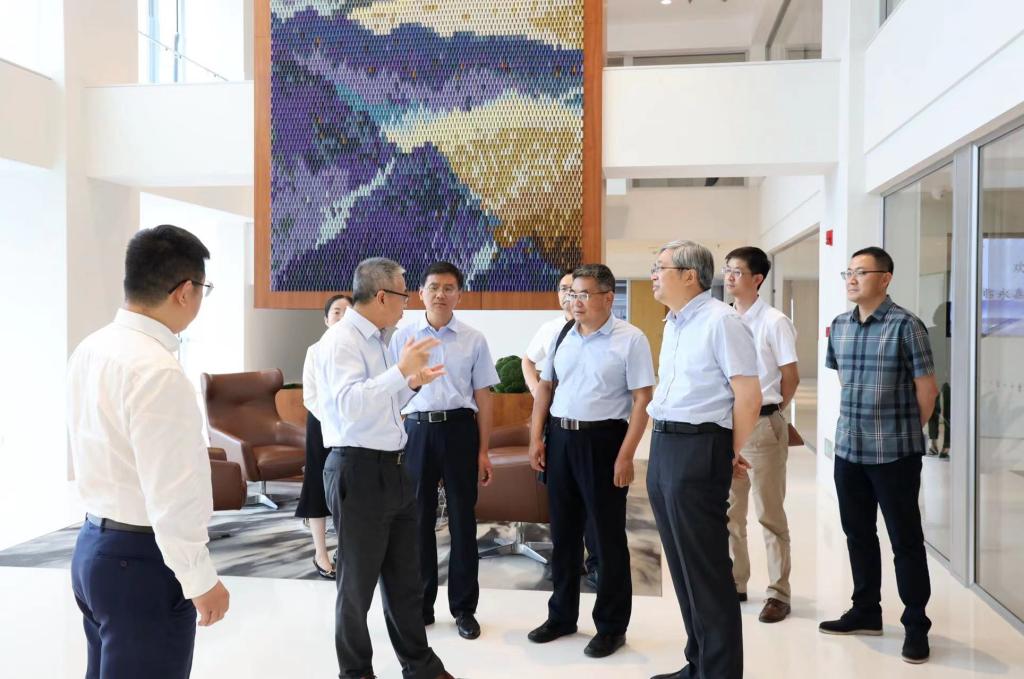 校长方明一行赴陕西永嘉信律师事务所开展访企拓岗走访校友活动