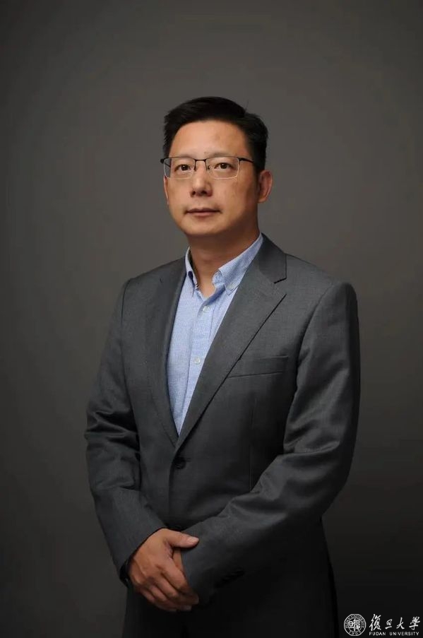 面对新一轮准封闭管理，师生们应如何做好安全防护？复旦上医教授王伟炳为你解读