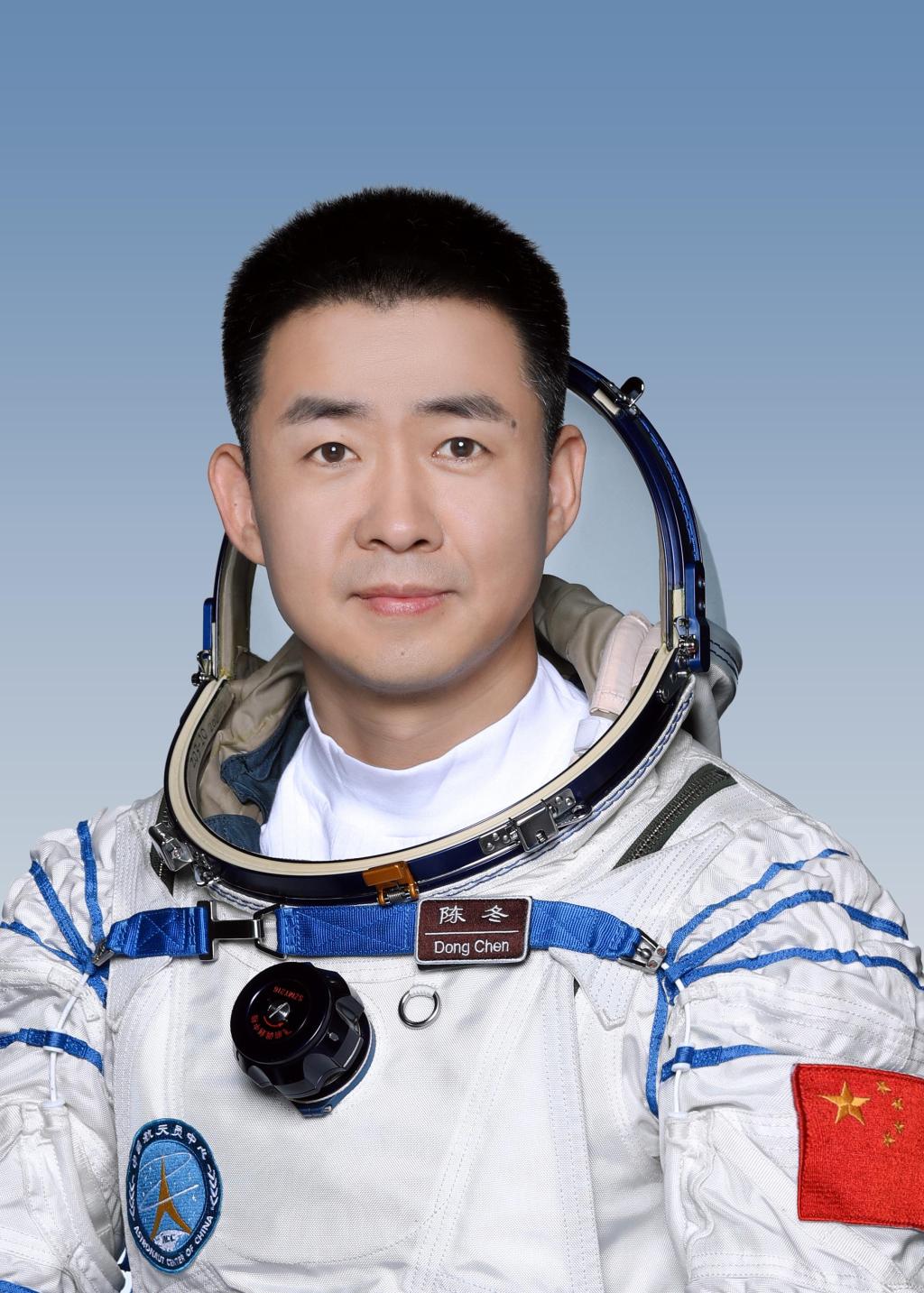 西安交大校友陈冬担任神舟十四号飞行乘组指令长