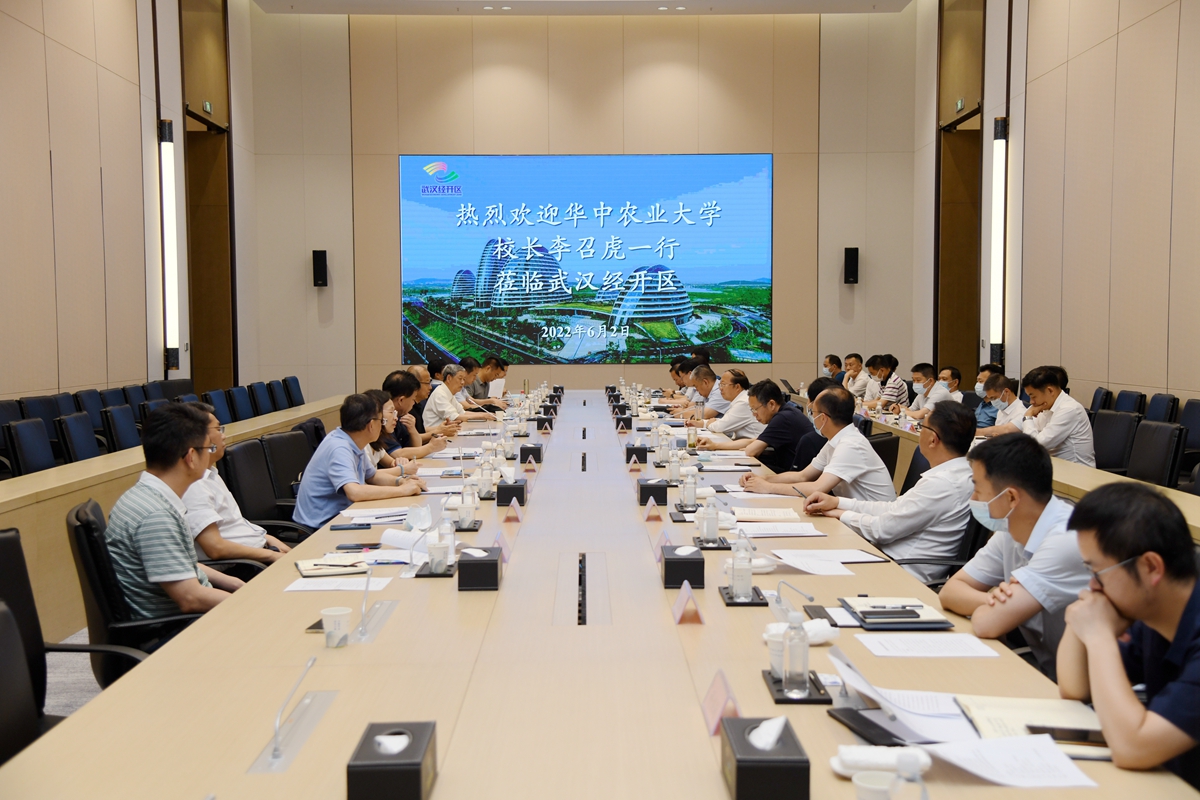 李召虎赴武汉经济开发区推进校地合作