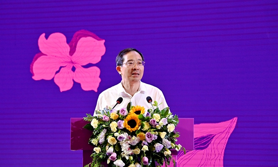 校友会中山分会举行30周年庆祝活动王斌伟书记出席