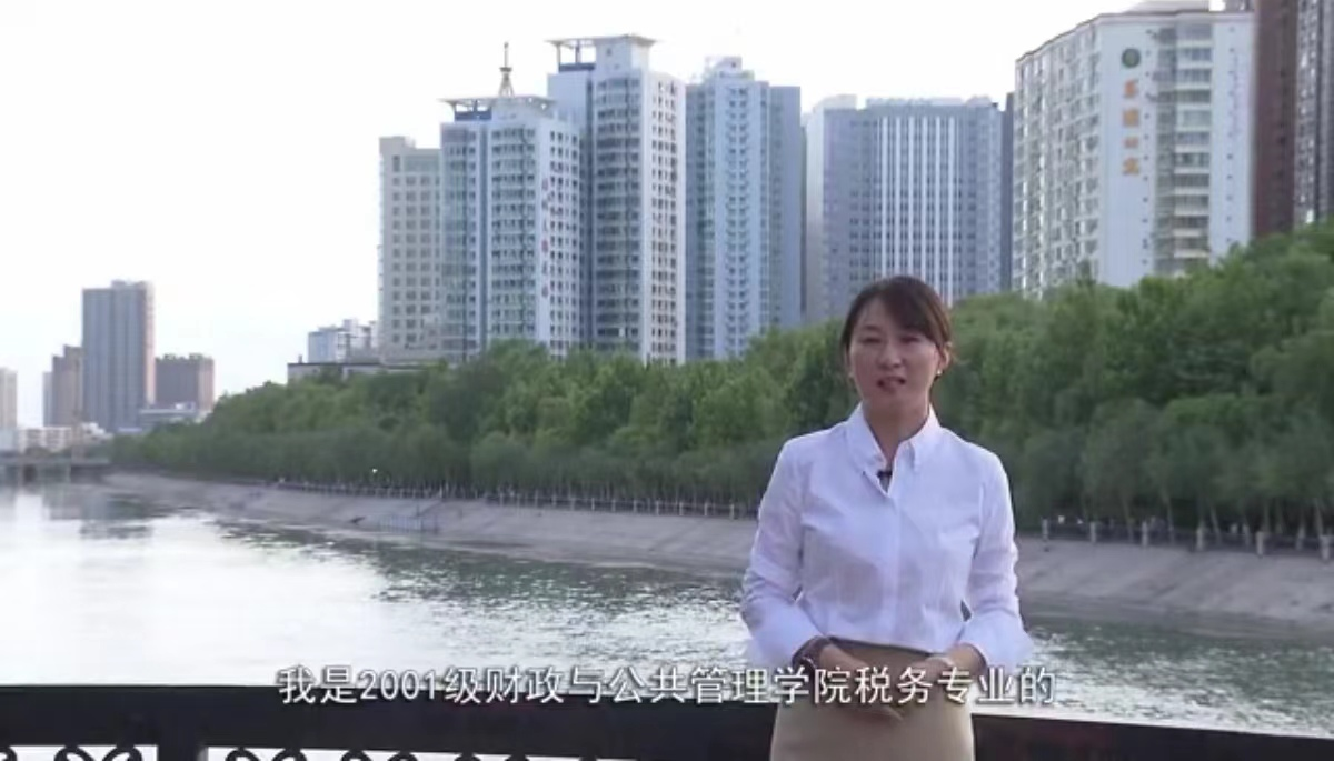 校友代表王萍在2022年毕业典礼上的发言|平凡如我，亦可绚烂