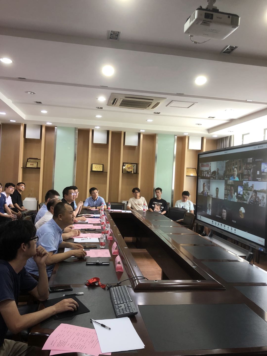 江苏省食品先进制造装备技术重点实验室第二届学术委员会第三次会议在我校召开