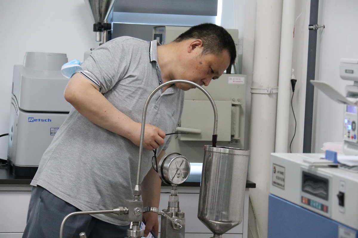 教育部检查组来我校开展实验室安全现场检查