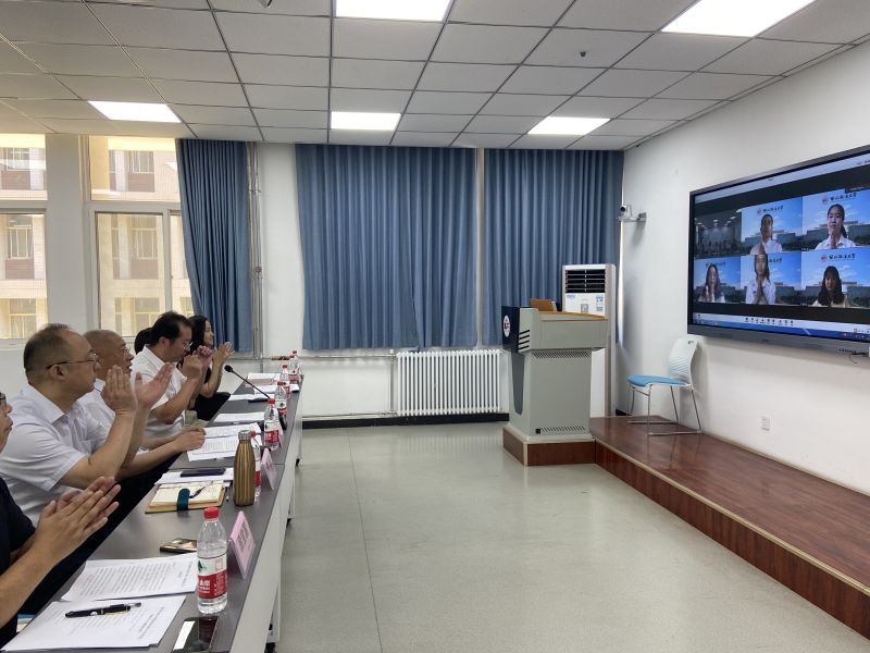 我校举办教育部2022年国际组织后备人培养项目学生出国留学行前教育座谈会
