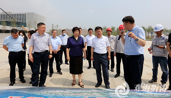 青岛市人大常委会副主任李红兵一行调研西海岸校区