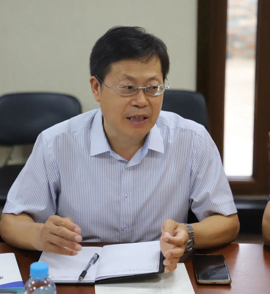 中国贸促会商事法律中心副主任张顺一行到我校调研