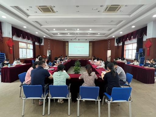 着力打造“书香党建”品牌推动党建与业务深度融合——出版社第一党支部开展主题党日活动
