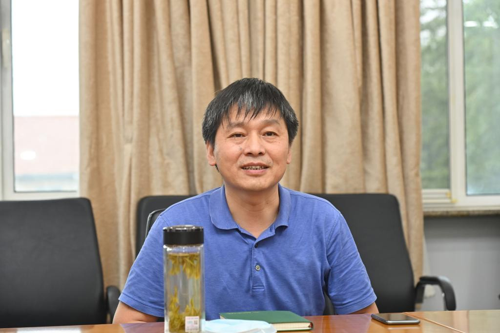 学校召开援建中国石油大学（北京）克拉玛依校区教师行前欢送座谈会