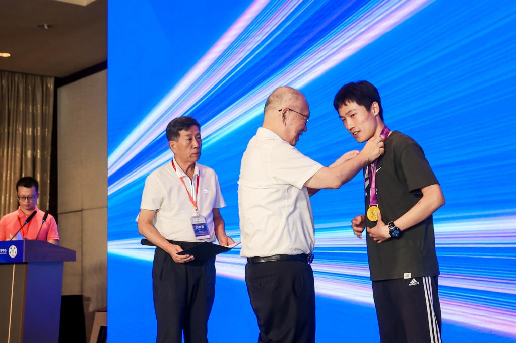 交大学子获第十三届丘成桐大学生数学竞赛金奖