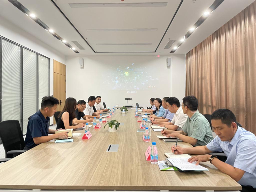安徽蒙城县委书记孔祥永一行至大学科技园考察交流