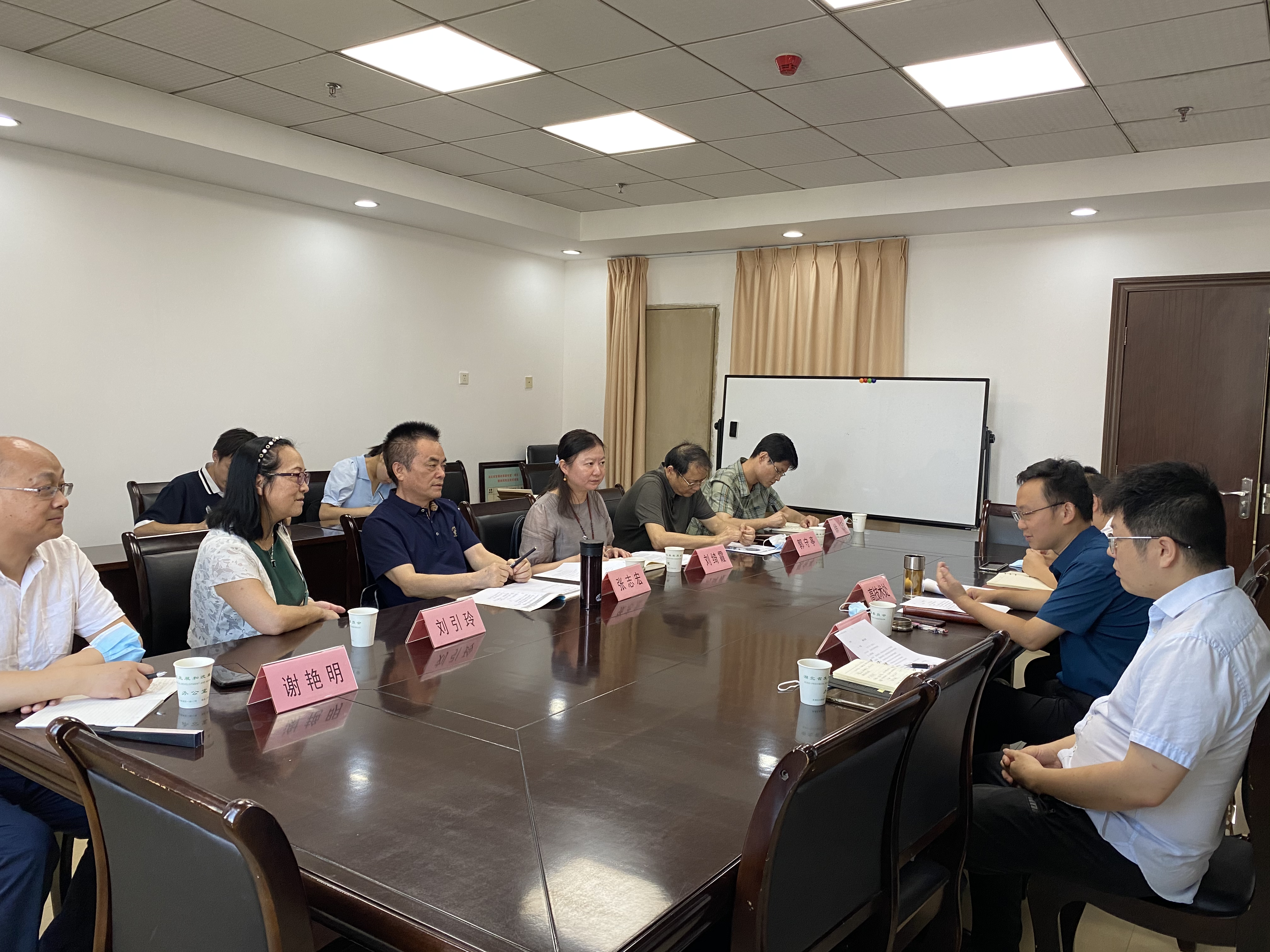 校民建委员会赴省发改委、经信厅及会员企业考察调研