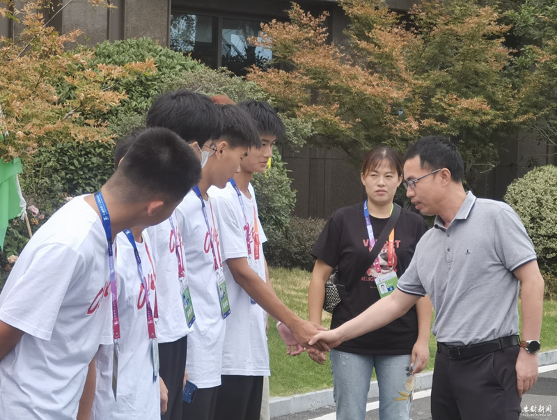 我校代表队在第十五届省运会上获3金4银1铜、破2项省记录