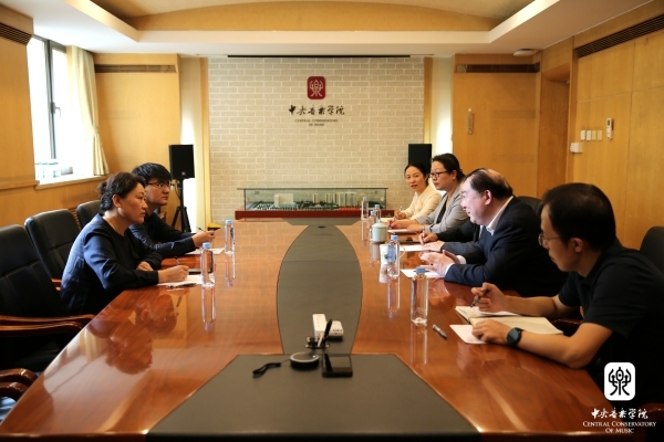 以实际行动助力乡村振兴建设｜我校召开挂职干部赴化隆县定点帮扶行前座谈会