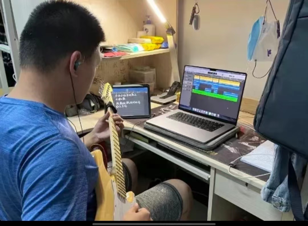 【战疫进行时】体验线上精彩——隔离不隔爱，静止不孤单