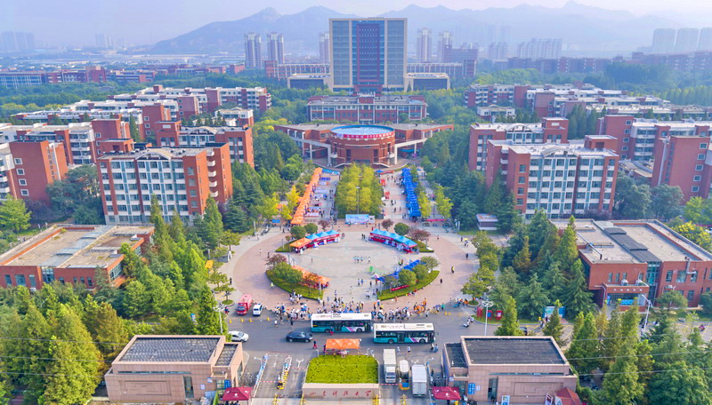 暖心服务以“心”迎新——山东科技大学2022级新生报到工作有序开展