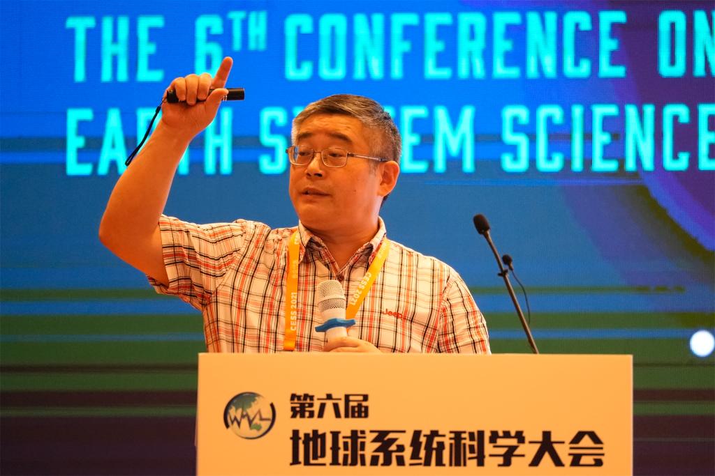 海洋与地球科学学院翦知湣教授被推选为上海市“四有”好教师（教书育人楷模）