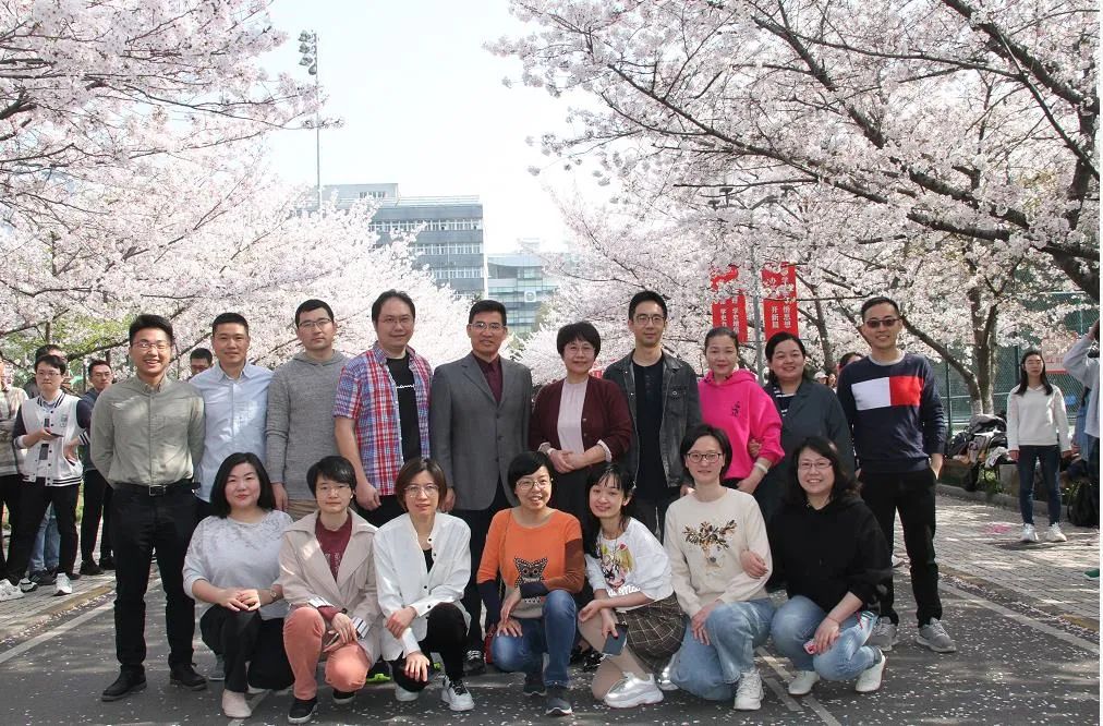 矢志揭开生命发育的科学之谜——记同济大学干细胞生物学教师团队